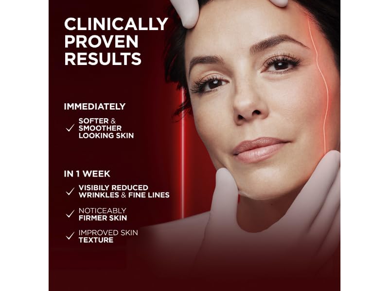 L'Oréal Paris Day Cream, Reduces Look of Wrinkles & Firms Skin, with Pro-Retinol, Vitamin C & Hyaluronic Acid, Revitalift Triple Power LZR, 50ml