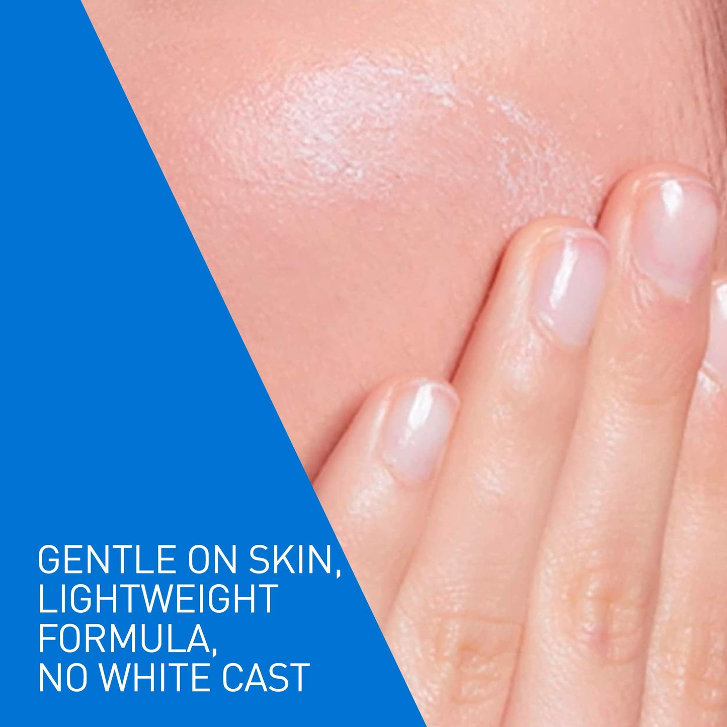 CeraVe Ultra-light Face Moisturizer with SPF 30. Hyaluronic Acid face sunscreen lotion for Men & Women, Normal to Oily & sensitive skin. Fragrance-Free, Oil-Free, Non-Comedogenic, Travel Size 50ML