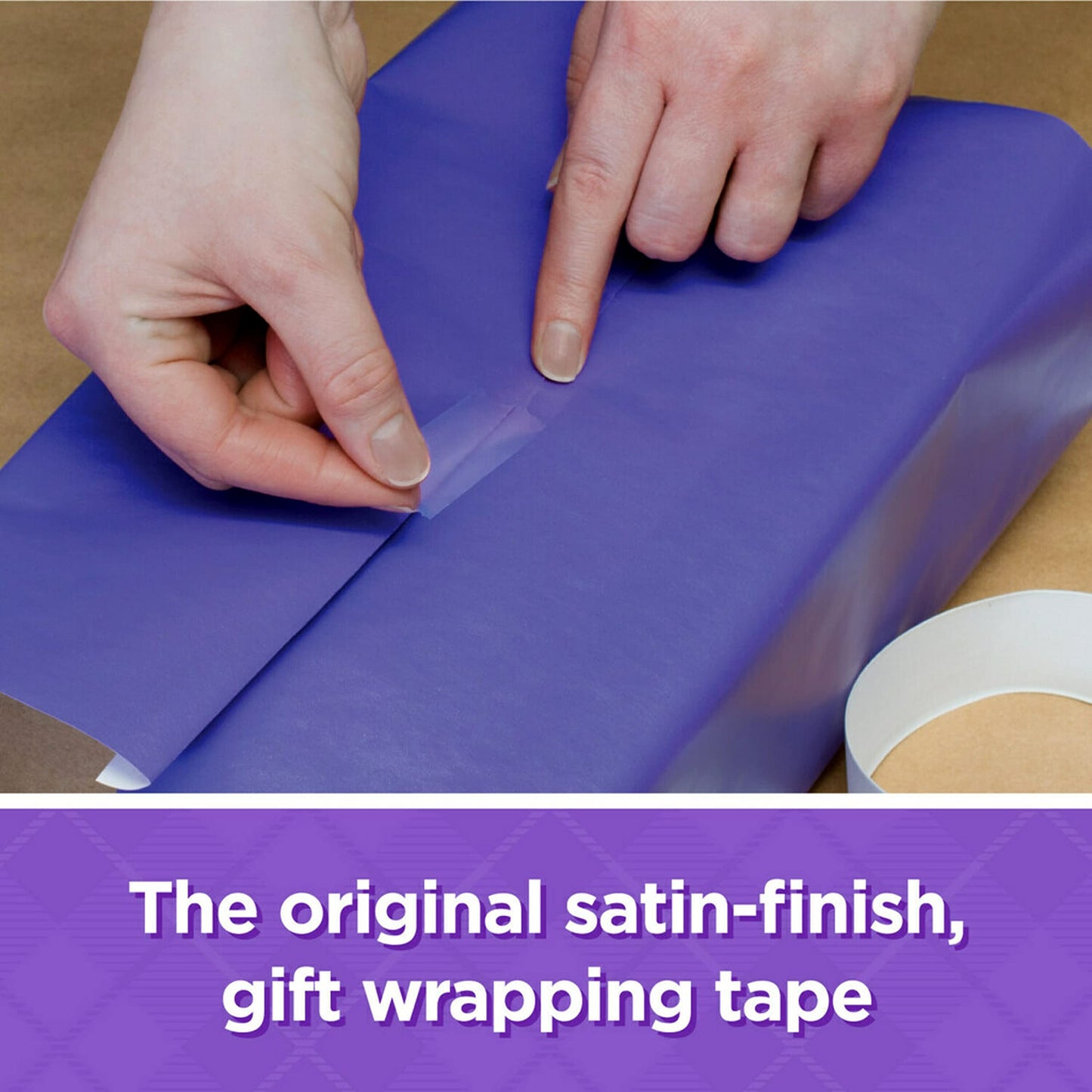 Scotch Tape Gift Wrap Tape, 19mm Wide x 10.1m, 3 Rolls in Dispensers