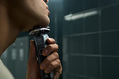 Philips Electric Shaver Series 5000, Wet & Dry with Charging Stand, S5898/25
