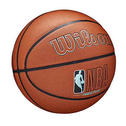 WILSON Ballons de basketball intérieur/extérieur série NBA Forge