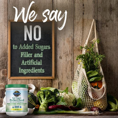 Garden of Life Raw Organic Perfect Food Green Superfood Original 207 gram."Raw Organic Perfect Food is packed with 40 nutrient-dense ingredients, including freshly harvested greens that are low-temperature dried to lock in nutrition, along with sprouts, f