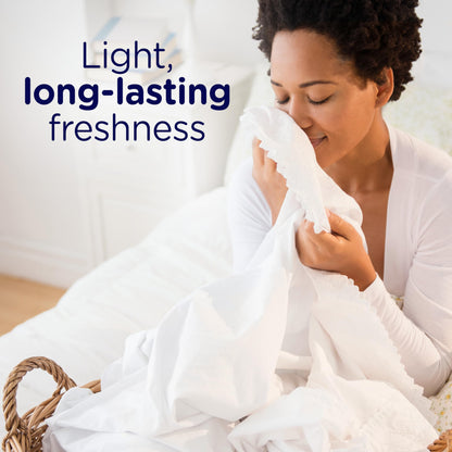 Downy Light Laundry Scent Booster Beads for Washer, Ocean Mist, 680 Grams, with No Heavy Perfumes