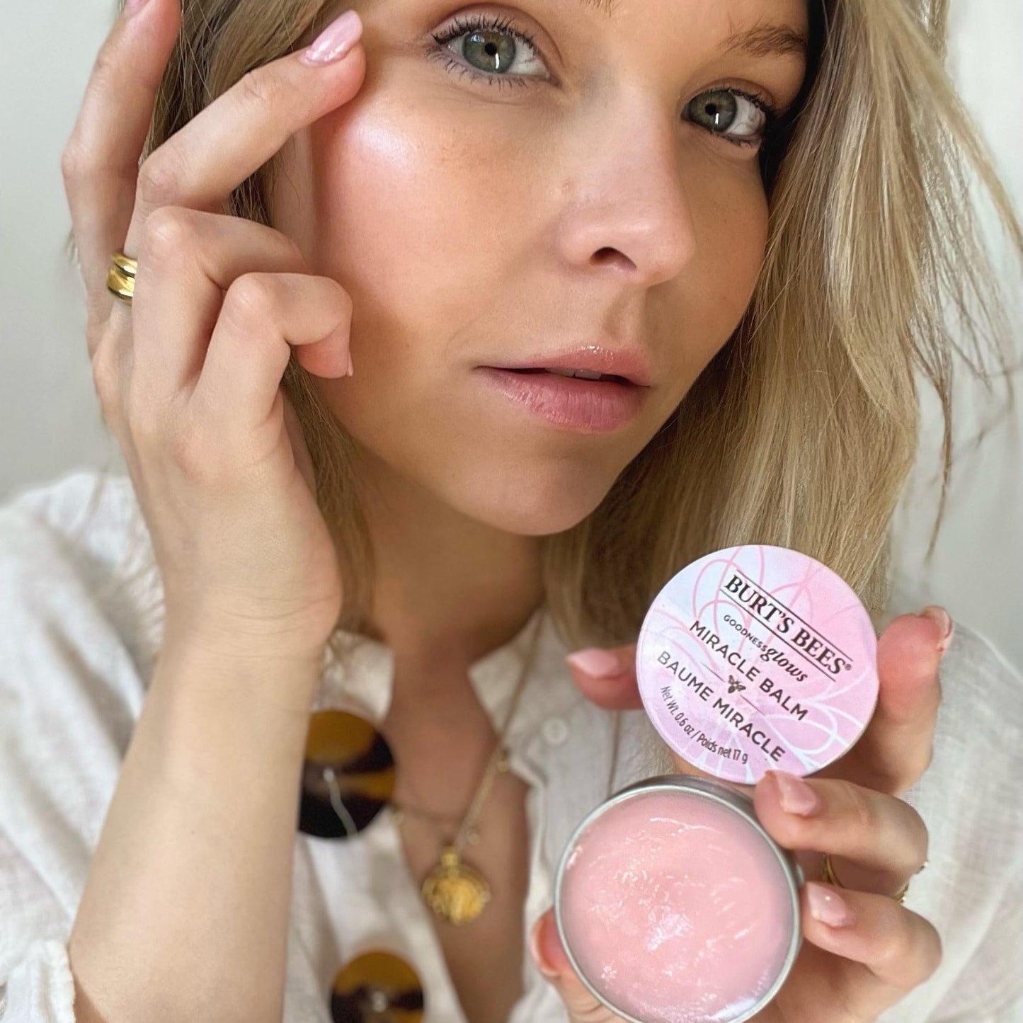 Burt's Bees 100% Natural Origin Goodness Glows Miracle Balm, softens Dry Skin -17g Tin, 1 Count